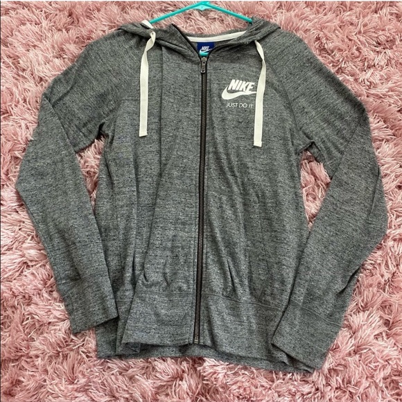 Nike Tops - NIKE gray zip up sweatshirt size medium